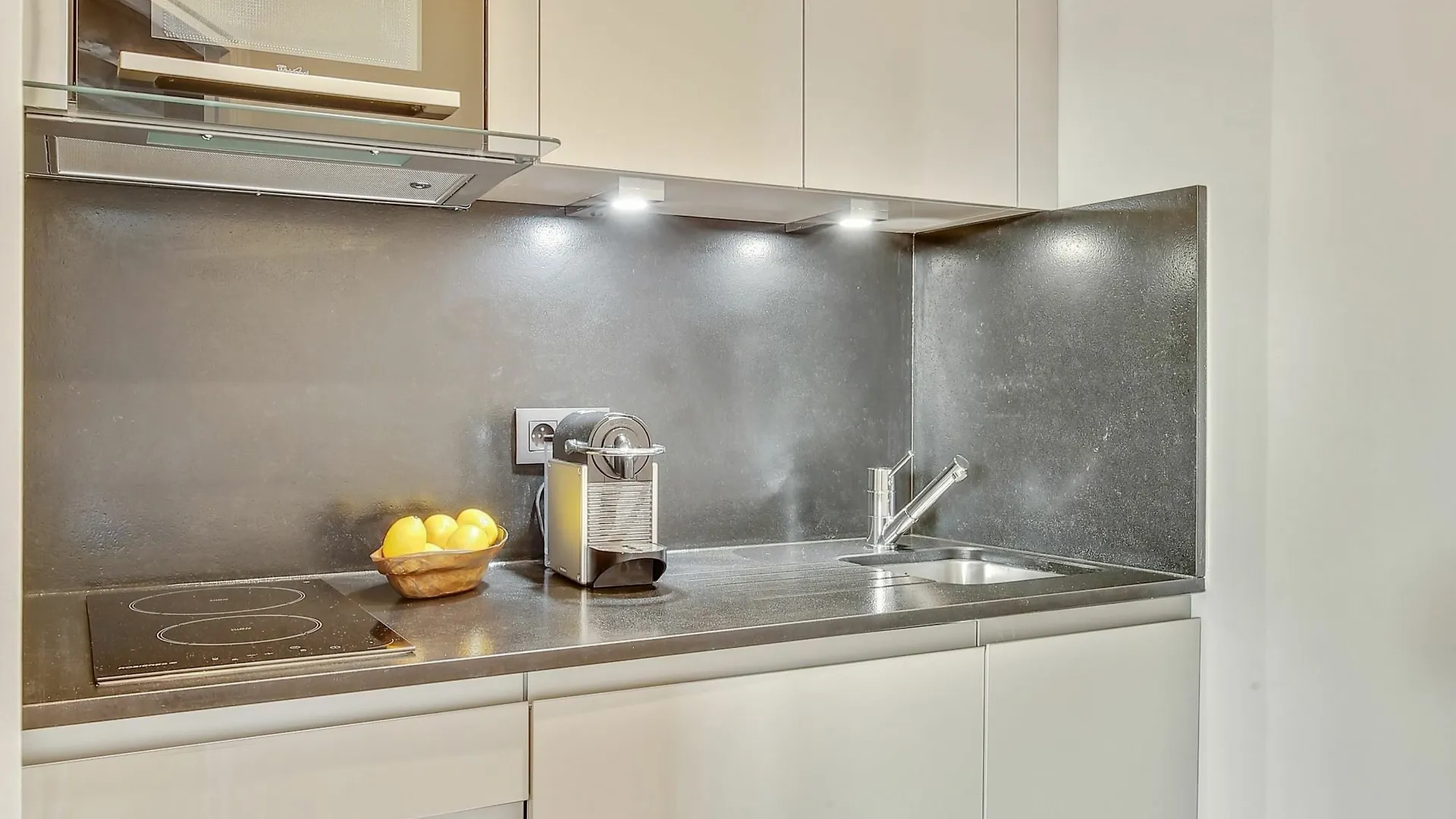 Luxury Louvre Apartamento